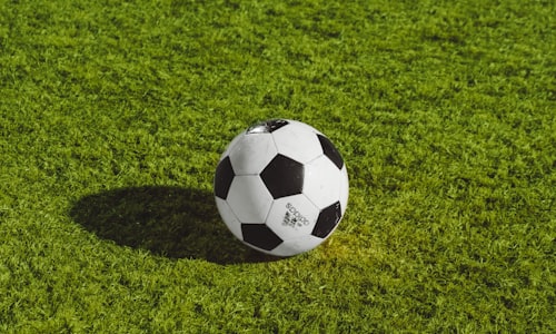 阿根廷队梅西进球瞬间庆祝画面 - 梅西张开双臂奔跑