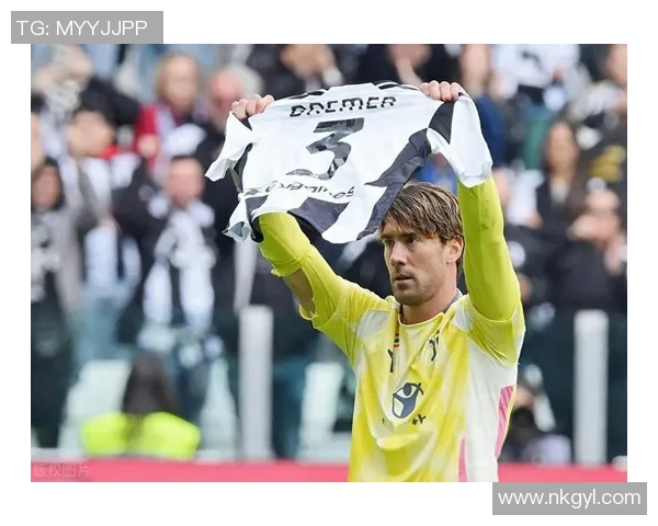 挑战极限：猜猜这些足球球星是谁？超高难度图片大揭秘，看看你能认出几个！